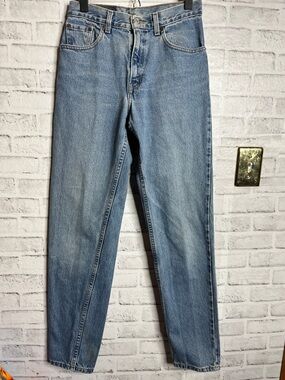 Levi’s vintage 550 relaxed fit jeans